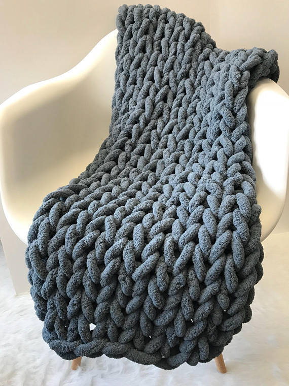 Handwoven Coarse Woolen Thread Blanket